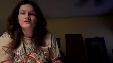 an_e333 online show from November 2025 05:20:02 AM