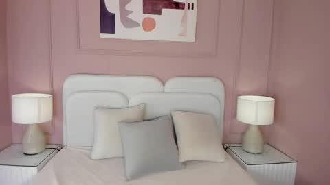 Ana  online show from February 2025 11:08:02 AM