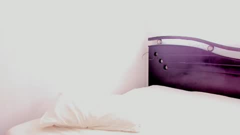 Snapshot of ana_castilo chatting on February 2025 02:02:01 PM Ana IG an castillo 1 online show from February 2025 02:02:01 PM