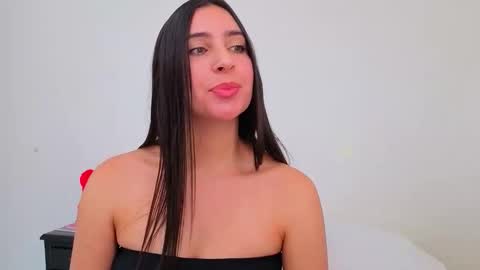 Snapshot of ana_castilo chatting on February 2026 04:21:02 PM Ana IG an castillo 1 online show from February 2026 04:21:02 PM