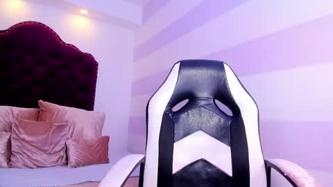 Ana Libiert online show from March 2025 11:58:02 AM