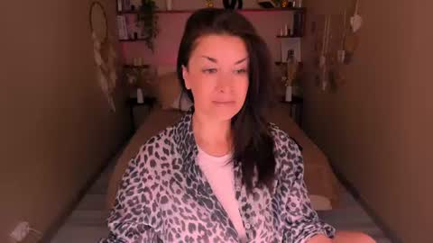 Ana online show from June 2026 10:24:02 AM