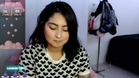 Snapshot of ana_ricciardi chatting on September 2025 02:33:01 AM Ana Ricciardi online show from September 2025 02:33:01 AM