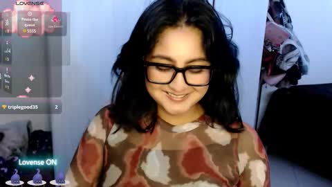 Snapshot of ana_ricciardi chatting on September 2025 03:33:02 AM Ana Ricciardi online show from September 2025 03:33:02 AM