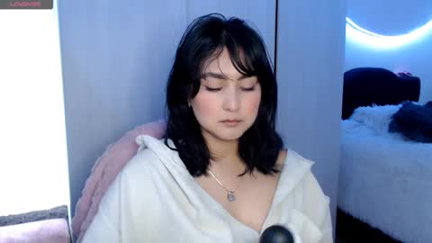 Snapshot of ana_ricciardi chatting on October 2025 01:34:01 PM Ana Ricciardi online show from October 2025 01:34:01 PM