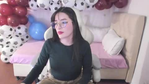 Snapshot of ana_ruuh chatting on September 2025 10:09:01 PM Im anna but you can call me as you want online show from September 2025 10:09:01 PM