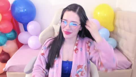 Im anna but you can call me as you want online show from June 2026 11:21:01 PM