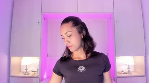 anaacollins_ online show from June 2026 11:45:02 AM