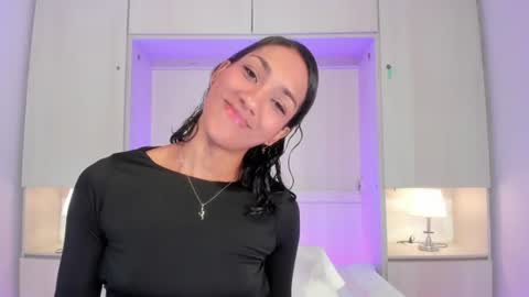 anaacollins_ online show from June 2026 12:22:01 PM