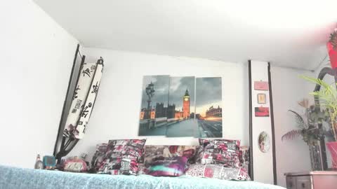 anaamature_ online show from September 2025 06:10:01 PM