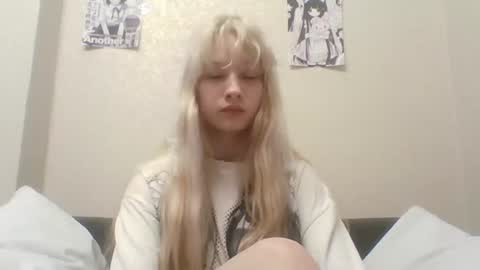 Malvina online show from July 2026 07:20:02 PM