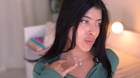 anabelcurvy online show from September 2025 02:09:02 PM