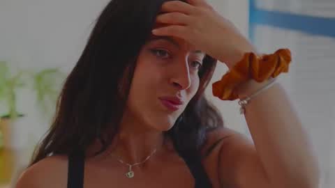 anabelcurvy online show from November 2025 02:40:02 PM