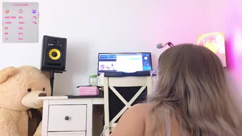 Annie  online show from September 2025 11:55:01 AM