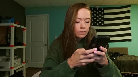 Snapshot of anabelleleigh chatting on December 2024 01:31:02 PM Anabelleleigh online show from December 2024 01:31:02 PM