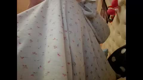 Snapshot of anabellovee chatting on February 2026 02:25:01 PM ANABELLOVEE online show from February 2026 02:25:01 PM