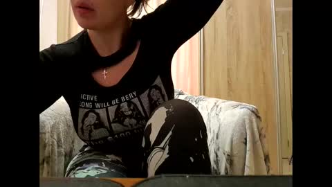 ANABELLOVEE online show from April 2026 01:41:01 PM