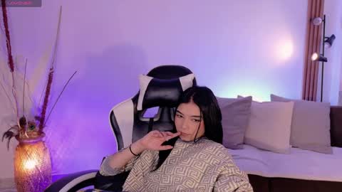 ANABEL WOLF  online show from May 2026 02:26:01 PM