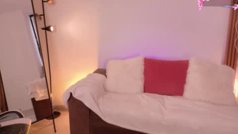ANABEL WOLF  online show from July 2026 07:46:01 PM