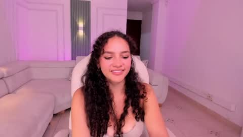 Anahi Curlie online show from May 2026 06:09:01 PM