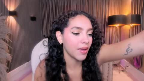 Anahi Curlie online show from June 2026 11:12:02 AM