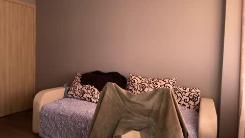 simon online show from September 2025 12:05:01 PM