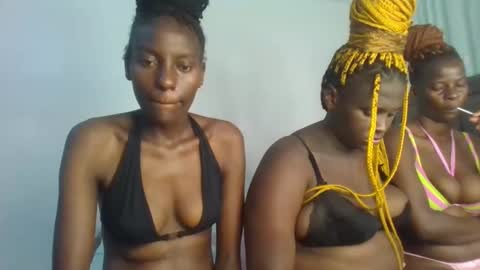Snapshot of analeia_ chatting on January 2025 08:49:02 PM Analeia online show from January 2025 08:49:02 PM