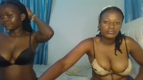 Snapshot of analeia_ chatting on February 2025 01:54:01 AM Analeia online show from February 2025 01:54:01 AM