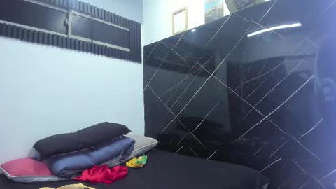 Analia smith online show from January 2026 04:27:01 AM