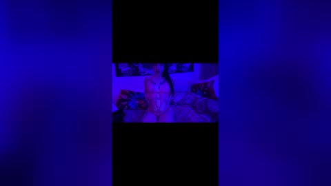 Snapshot of analove_666 chatting on November 2025 02:26:01 AM AnaLove online show from November 2025 02:26:01 AM