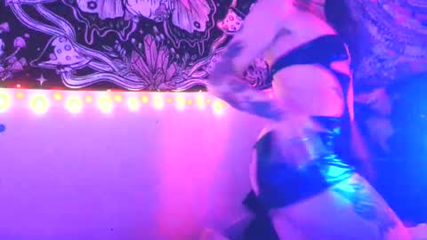 AnaLove online show from May 2026 08:20:01 AM