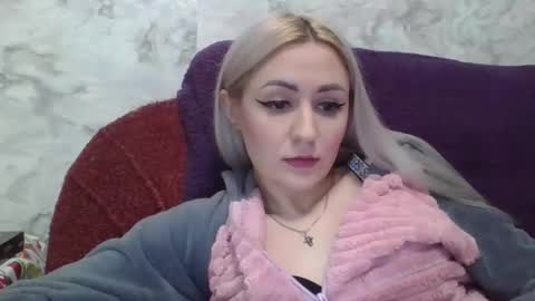 analqueen2024 online show from December 2024 04:09:02 PM