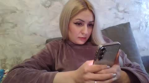 analqueen2024 online show from March 2025 12:56:02 PM