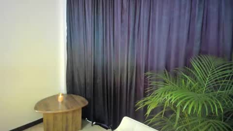 Snapshot of anamarieh chatting on September 2025 05:38:01 PM Ann online show from September 2025 05:38:01 PM