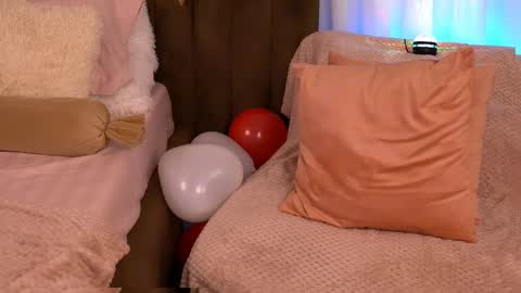 Anna online show from February 2025 07:49:01 AM