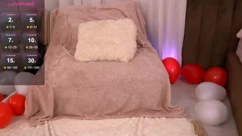 Anna online show from February 2025 10:23:01 AM