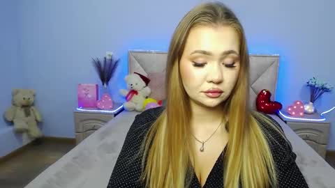 anastacyyellig online show from January 2025 08:36:02 PM