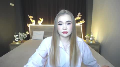 anastacyyellig online show from April 2026 08:22:01 PM