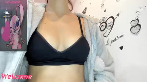 Snapshot of anastasia_tuya chatting on September 2025 01:18:02 AM anastasia online show from September 2025 01:18:02 AM