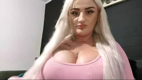 Snapshot of anastasiaamore chatting on June 2026 08:22:01 PM AnastasiaAmore online show from June 2026 08:22:01 PM