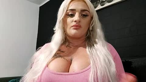 Snapshot of anastasiaamore chatting on June 2026 09:43:02 PM AnastasiaAmore online show from June 2026 09:43:02 PM