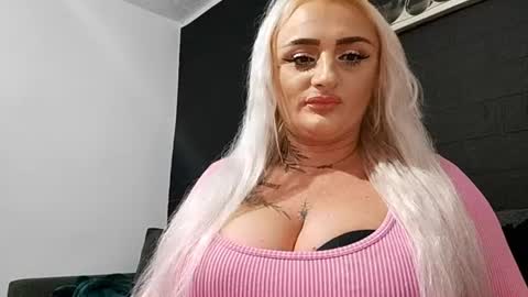 Snapshot of anastasiaamore chatting on June 2026 10:29:01 PM AnastasiaAmore online show from June 2026 10:29:01 PM