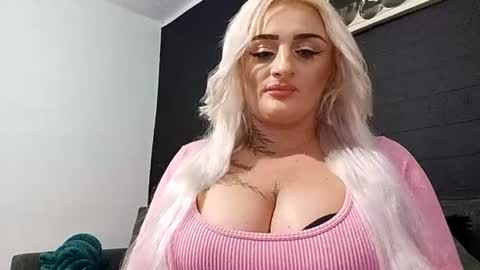 Snapshot of anastasiaamore chatting on July 2026 08:40:02 PM AnastasiaAmore online show from July 2026 08:40:02 PM