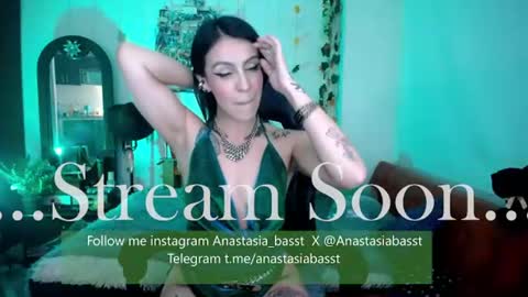 Jennyfer.... but u can say me Anastasia online show from July 2026 10:49:02 PM