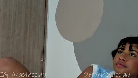 Snapshot of anastassia__ chatting on January 2025 04:02:01 AM Anastassia online show from January 2025 04:02:01 AM