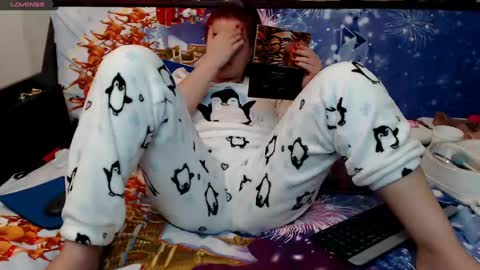 Ana   online show from January 2025 11:01:02 PM