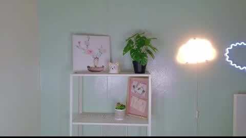 Kendra  online show from February 2026 10:31:02 AM