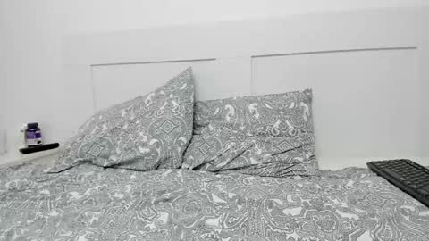 Snapshot of anayscaandy chatting on February 2025 09:10:01 AM Andreea online show from February 2025 09:10:01 AM