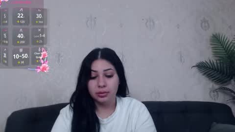 Anays online show from September 2025 02:58:02 AM