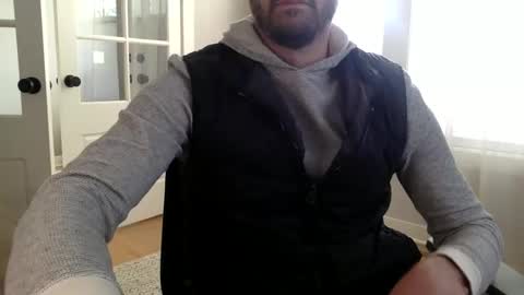 Andees222 online show from April 2026 07:41:01 PM